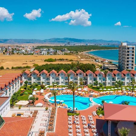 Salamis Bay Conti Resort Hotel & Casino Famaguszta Kültér fotó A view of the hotel