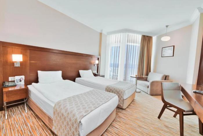 Salamis Bay Conti Resort Hotel & Casino Famaguszta Szoba fotó A room at the hotel